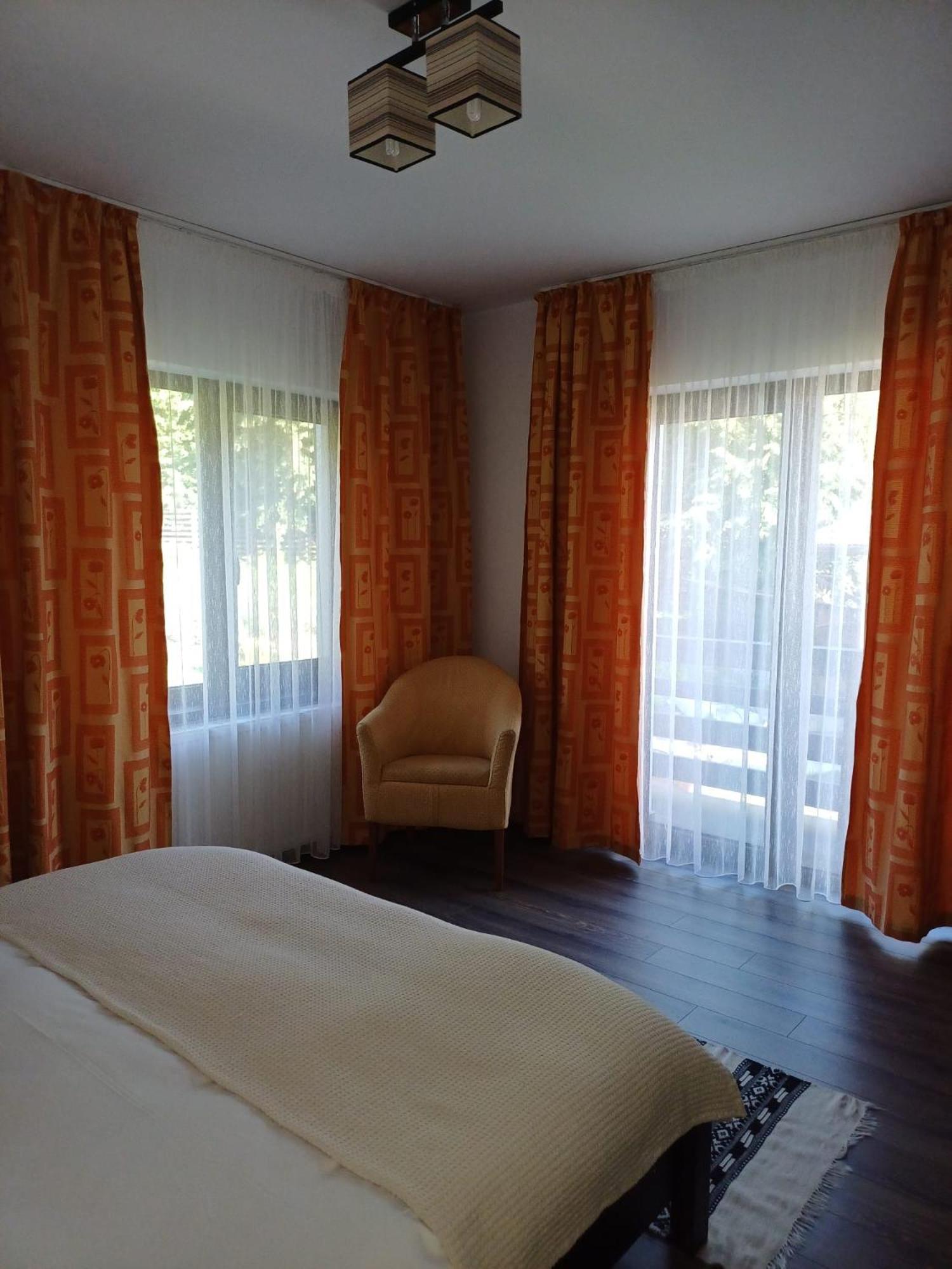 Hotel Dragomirna Sunset Mitocu Dragomirnei Exterior foto